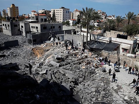 Kuwait’s Foreign Minister and Minister of State for Cabinet Affairs Sheikh Dr. Ahmad Nasser Al Mohammad Al Sabah expressed Kuwait’s strong condemnation of the crimes and attacks carried out by the Israeli occupation forces in the occupied Palestinian territories.