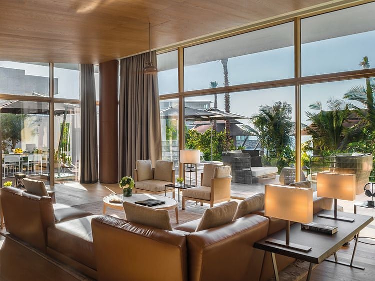 PW_190327_LUXURY2019_Bulgari_LivingRoom-1553612324719