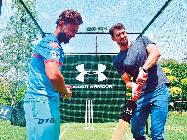 Phelps has a taste of cricket with Delhi Capitals