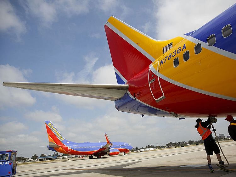 southwest-e783588c-5083-11e9-a3f7-78b7525a8d5f-(Read-Only)