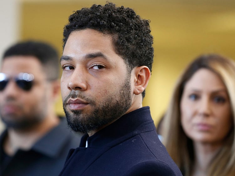 TAB_SMOLLETT-1553845426592