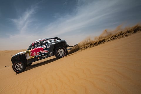 Cyril Despres and Sam Sunderland emerged as the early pacesetters in the Abu Dhabi Desert Challenge.