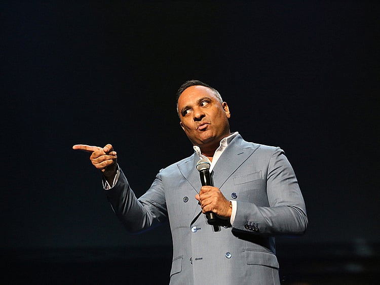 tab-Russell-Peters-1554375380812