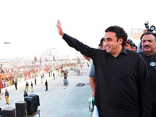 ‘Selected Prime Minister Imran dances to umpire’s tunes’, Bilawal Bhutto Zardari mocks again