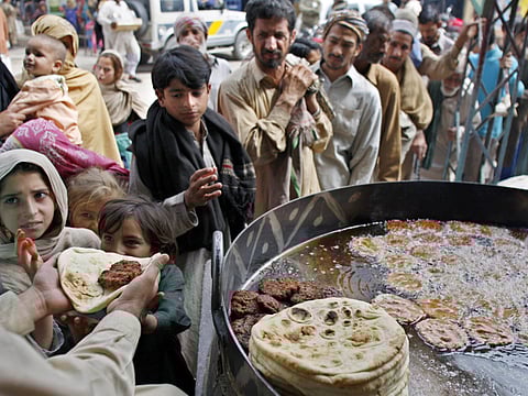 The Sindh government has started distributing free kitchen gardening kits to the poor of the province to resolve the issues of hunger and economic deprivation.