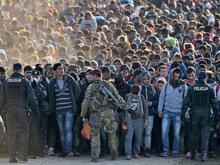 OPN-Refugees-going-to-Europe-1555157996499