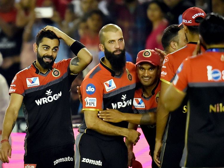 Royal Challengers Bangalore captain Virat Kohli celebrates