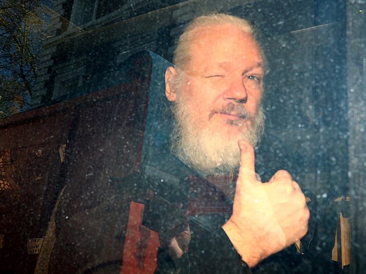 OPN_190415-Julian-Assange-_P--1555334110817