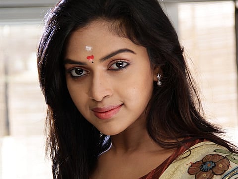 Amala Paul turns producer with ‘Cadaver’