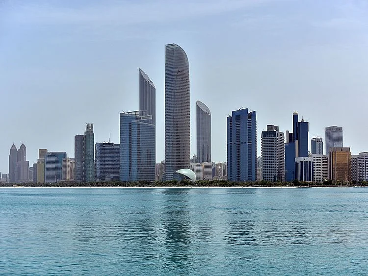 ABU DHABI SKYLINE