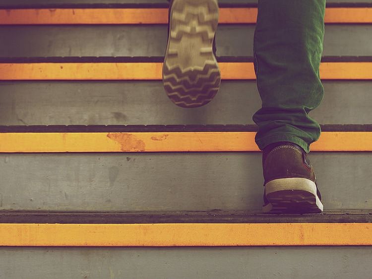 steps-388914_1920