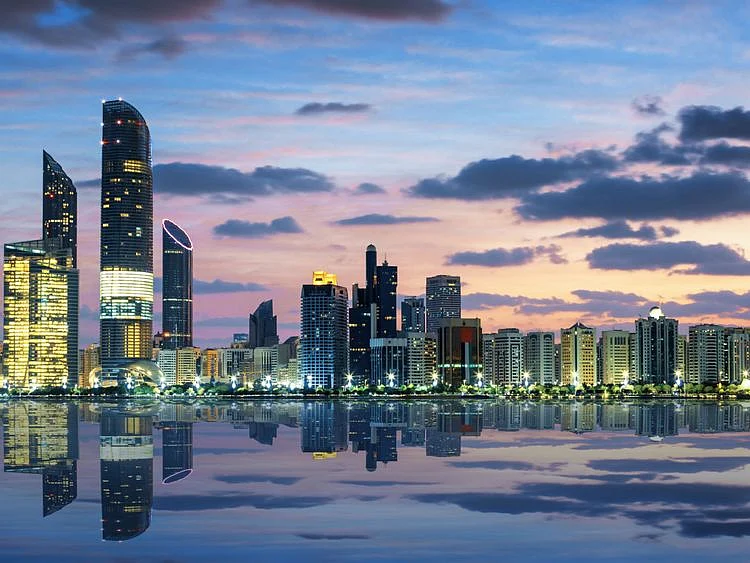 OPN_190420-Abu-Dhabi-skyline_P1-1555764232397
