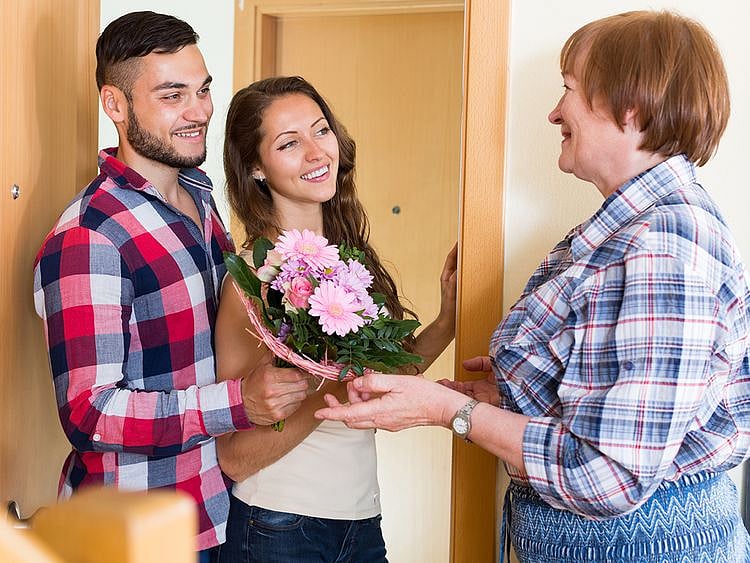 Neighbour pains: When friends come to live next door