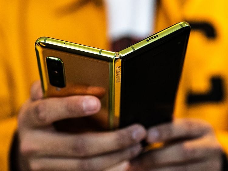 samsung-bg-1stld-writethru-322c019c-6527-11e9-8985-4cf30147bdca-(Read-Only)