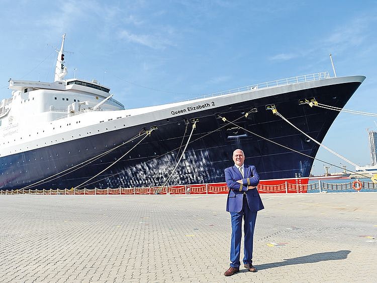 Queen Elizabeth 2 ship in Dubai