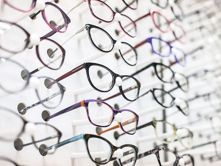iStock-957394104 reading eye glasses