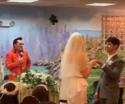 Joe_Jonas_and_Sophie-1556794789064