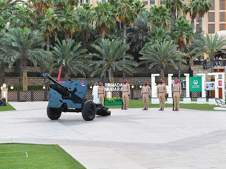 NAT_190402-Dubai-Police-ready-Ramadan-Cannons-(Read-Only)