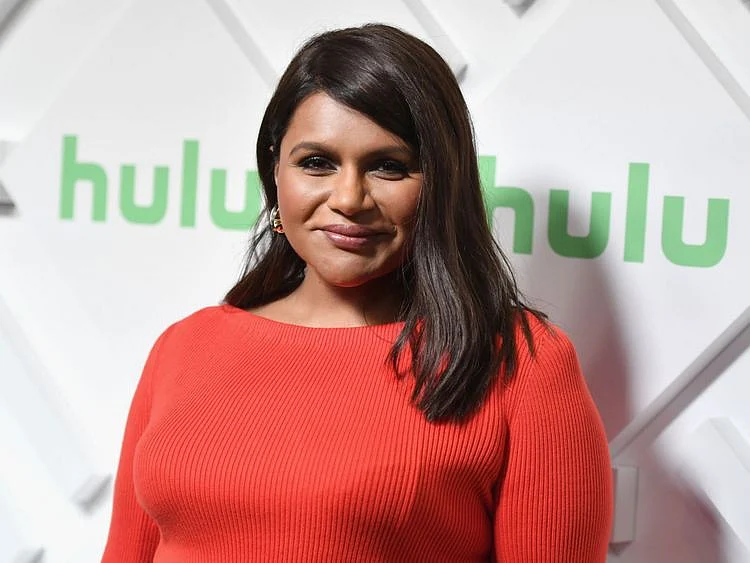 tab Mindy Kaling-1557130139618