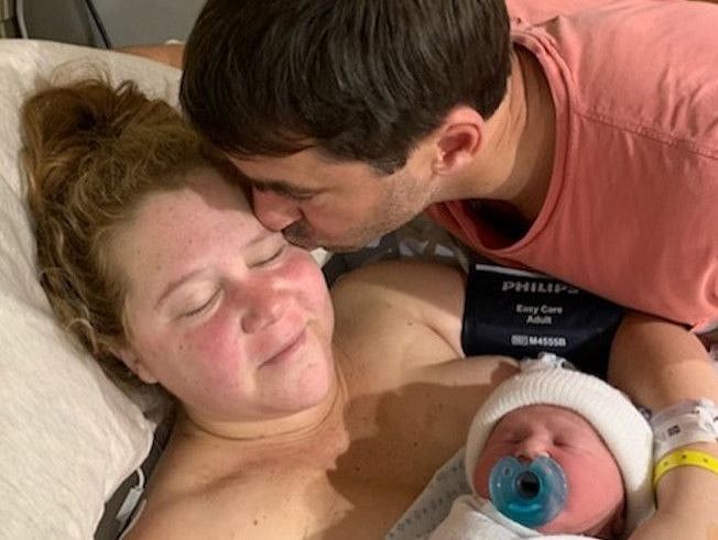 tab Amy Schumer  instagram-1557219927496