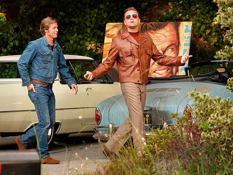 tab Brad Pitt and Leonardo DiCaprio in Once Upon a Time in Hollywood (2019)-1557385868079