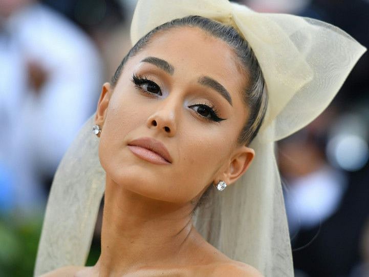 TAB_ARIANA-1557556263044