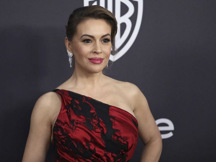 tabn Alyssa Milano-1557643107971