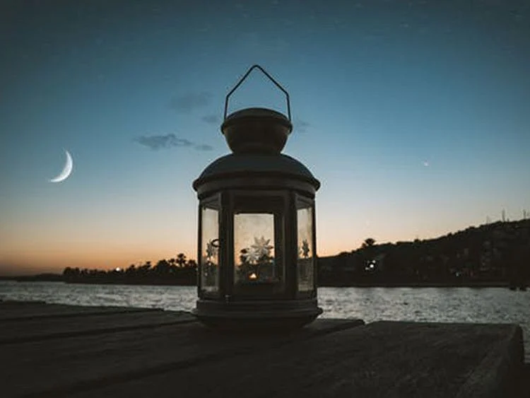 New crescent moon 
