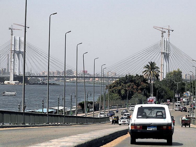 2019-05-15T141631Z_1034145090_RC1924D8BD40_RTRMADP_3_EGYPT-ECONOMY-(Read-Only)