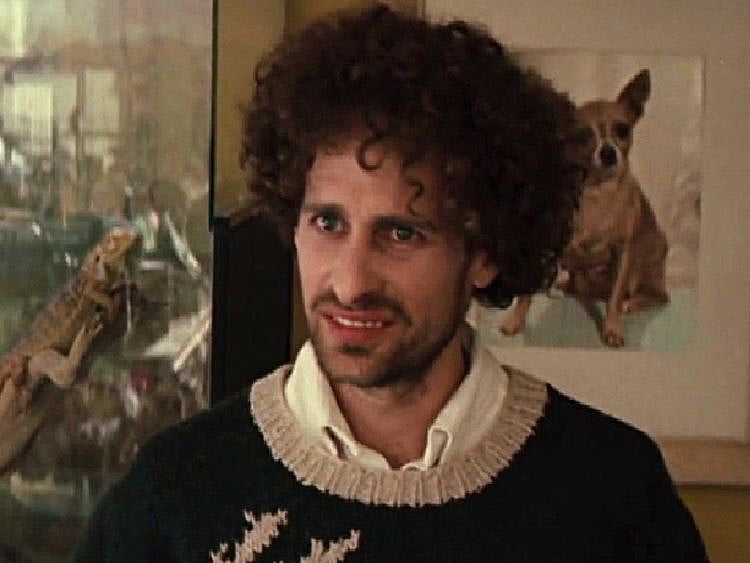 tab Isaac Kappy in a scene in Thor.-1558002347440