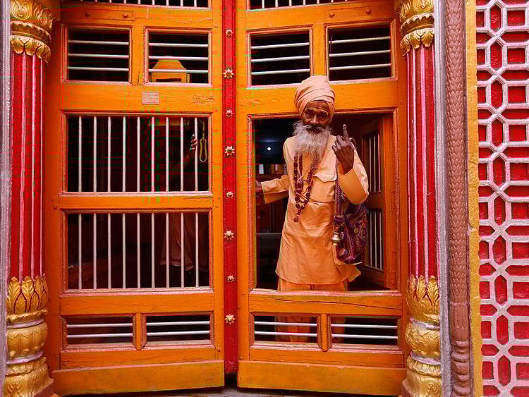 BUS_190519 Indian