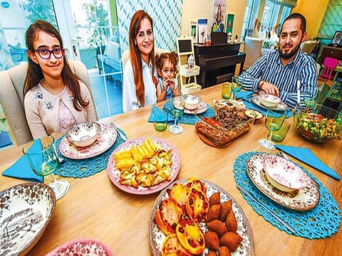 Ramadan in the UAE - A Lebanese family Iftar