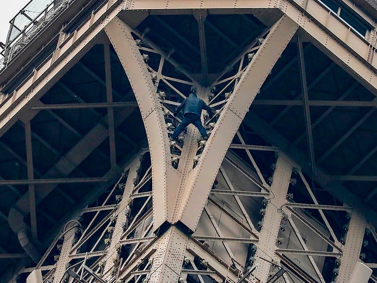 190521 Eiffel