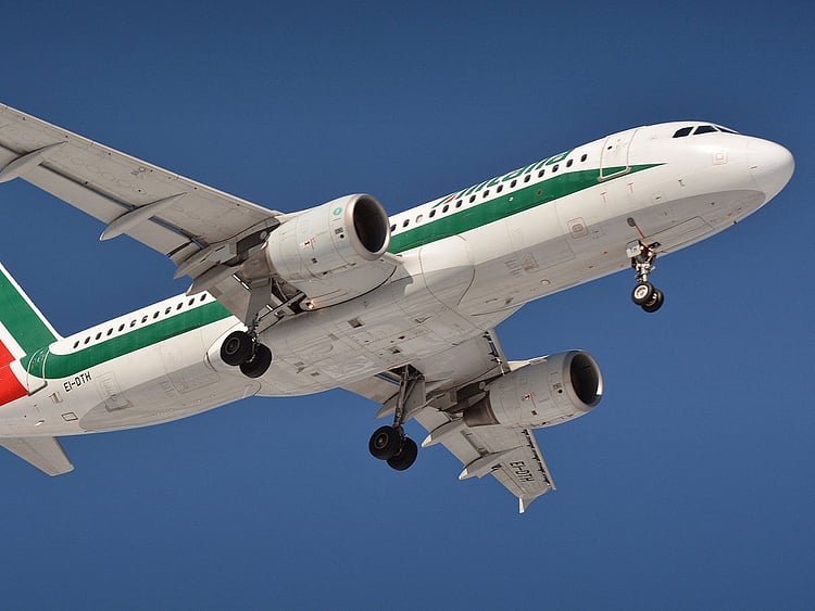 the-plane-3352694_1920 Alitalia plane. 