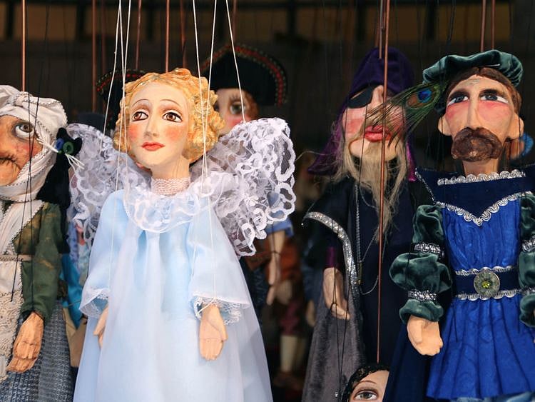 OPN Puppets on a string-1558529943361