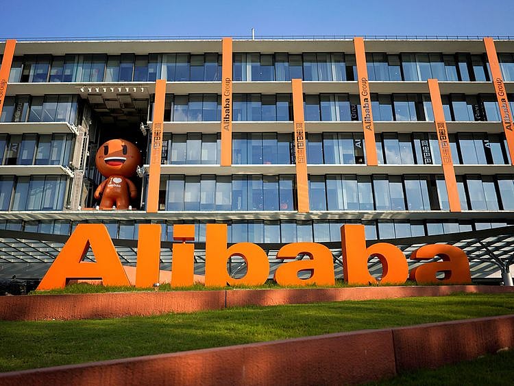 2019-05-28T021836Z_2025842243_RC1575AB90F0_RTRMADP_3_ALIBABA-LISTING-HONG-KONG-(Read-Only)