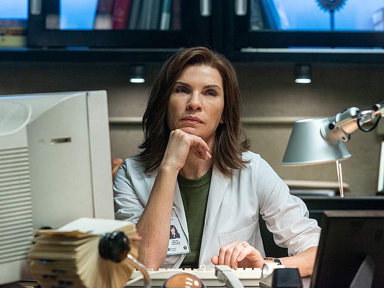tab Julianna Margulies in The Hot Zone (2019)-1559110946593