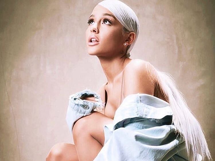 Ariana Grande 2-1559284285934