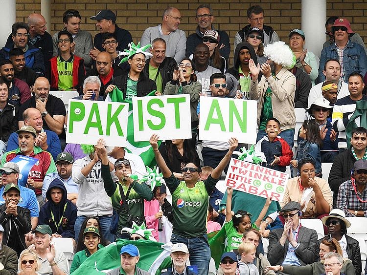 Pakistan fans