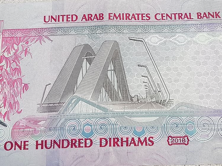 The Dh100 bank note