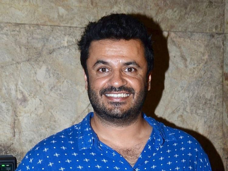 tab Vikas Bahl-1559467458535