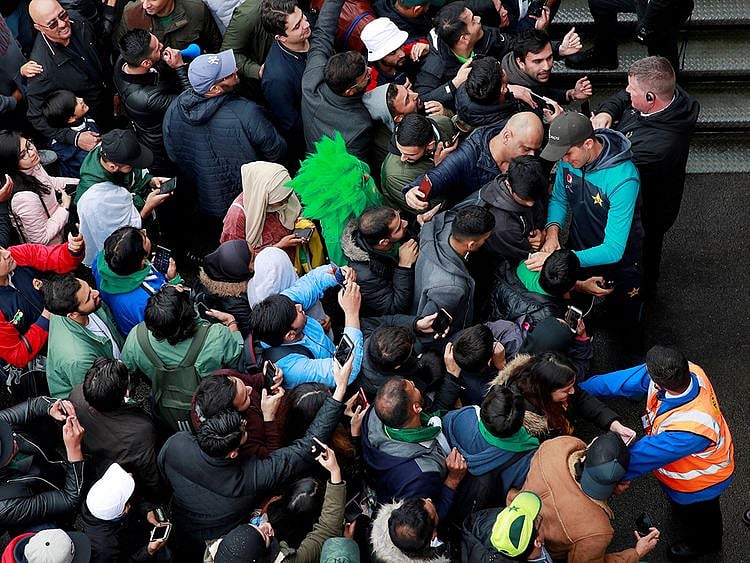 2019-06-07T135543Z_2099792861_RC18ED21DD60_RTRMADP_3_CRICKET-WORLDCUP-PAK-LKA-(Read-Only)