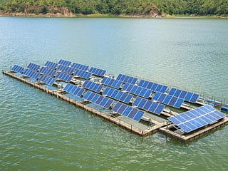 Dubai invites bids for floating solar farm