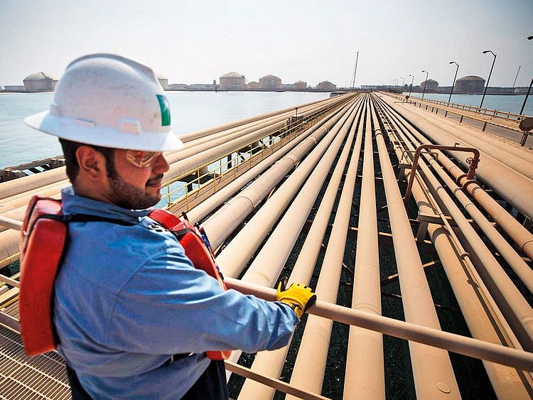  Aramco's Ras Tanura oil refinery and oil terminal in Ras Tanura