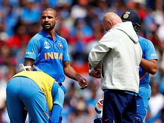 Shikhar Dhawan to remain in England despite injury