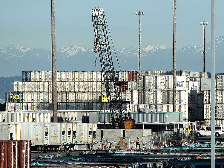 US_China_Tariffs_Companies_Voice_Alarm_12855