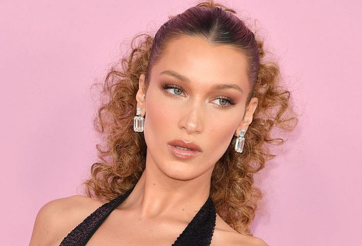 TAB BELLAHADID 1-1561373556385
