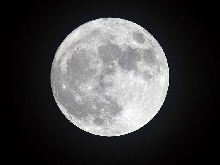 OPN MOON-1562586251637