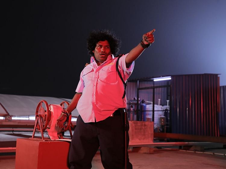 Yogi Babu in Gurkha (1)-1562682118485