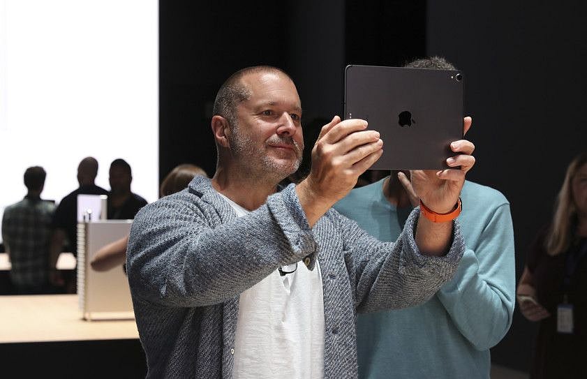 opn 190709 Jony Ive-1562670082805